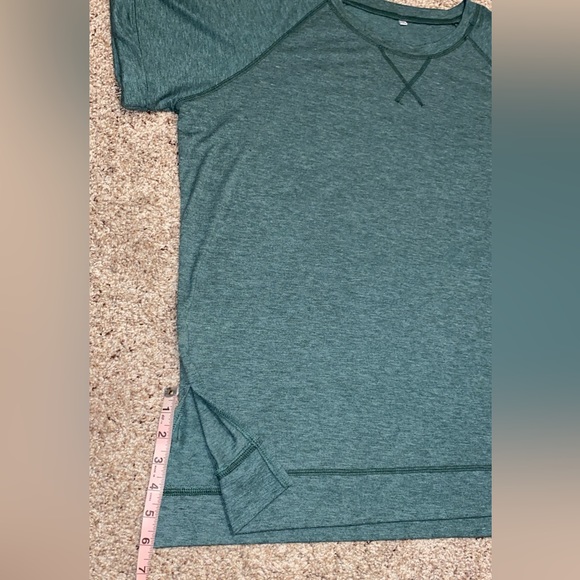 Green Top - Picture 5 of 7